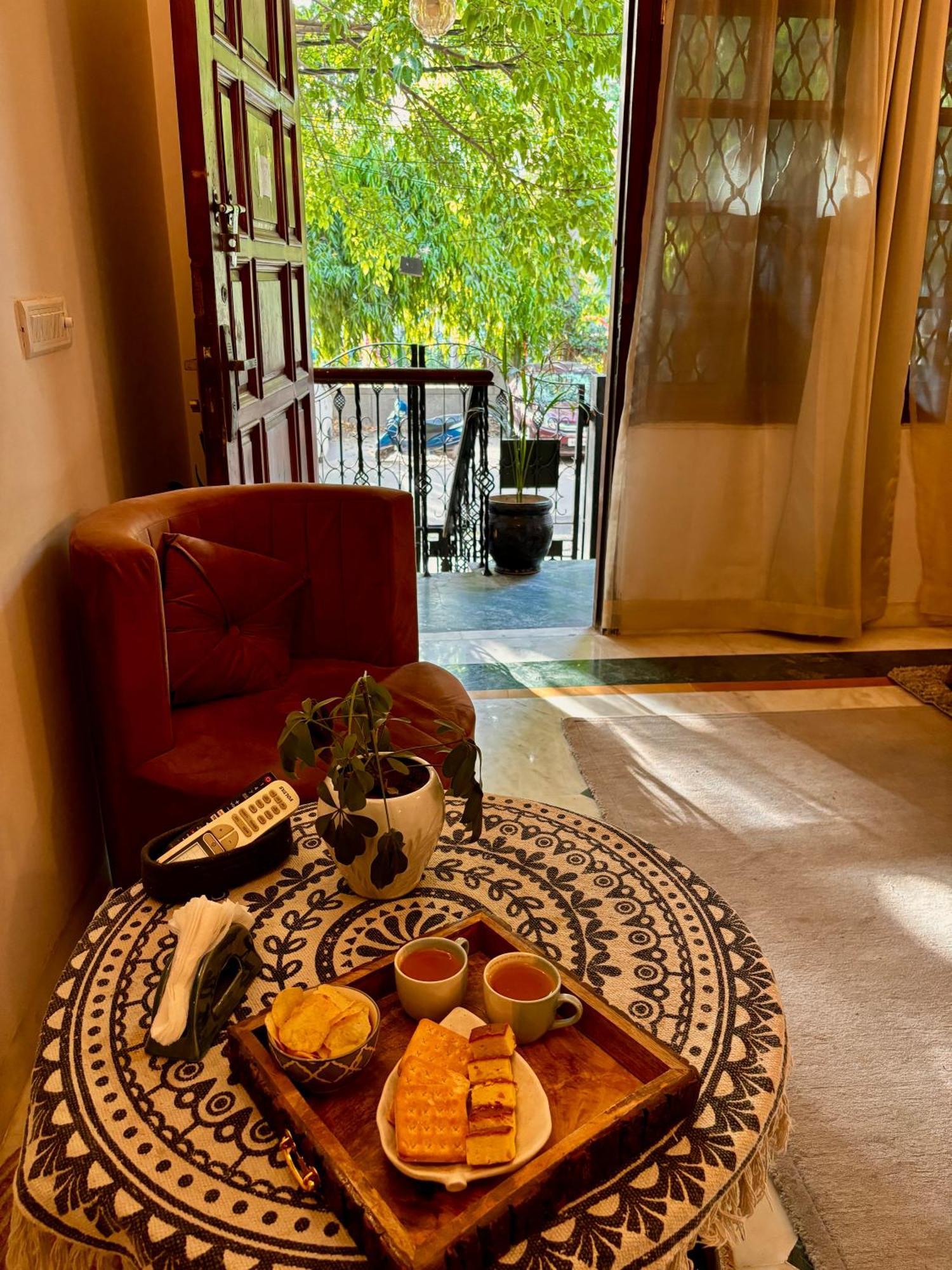 Atharva'S Homestay By Goaround Homes - Nehru Enclave Metro, South Delhi New Delhi Buitenkant foto