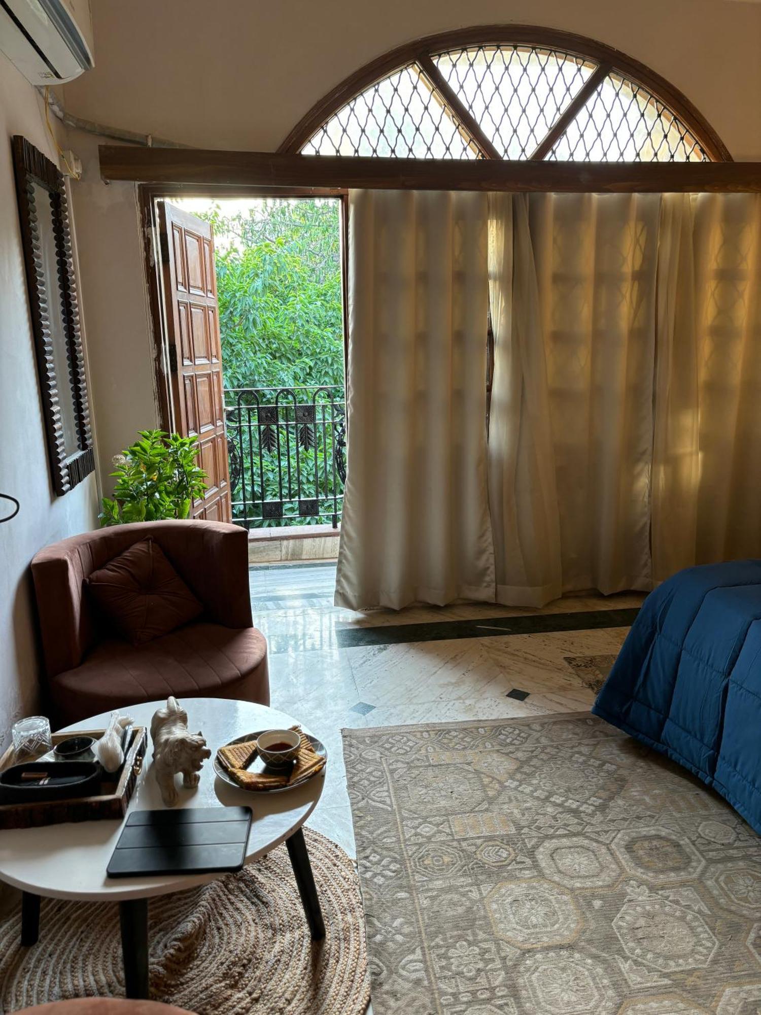 Atharva'S Homestay By Goaround Homes - Nehru Enclave Metro, South Delhi New Delhi Buitenkant foto