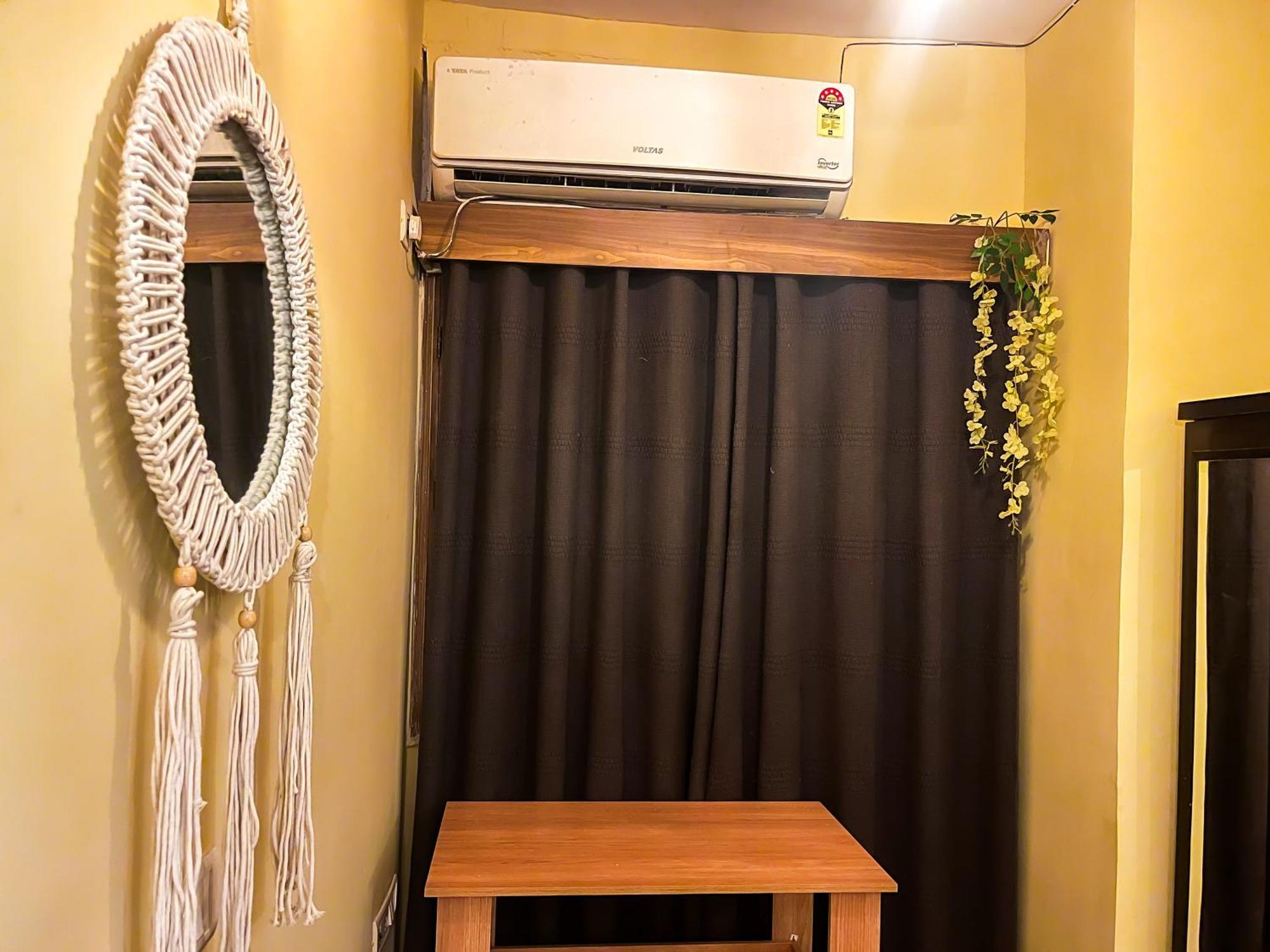 Atharva'S Homestay By Goaround Homes - Nehru Enclave Metro, South Delhi New Delhi Buitenkant foto