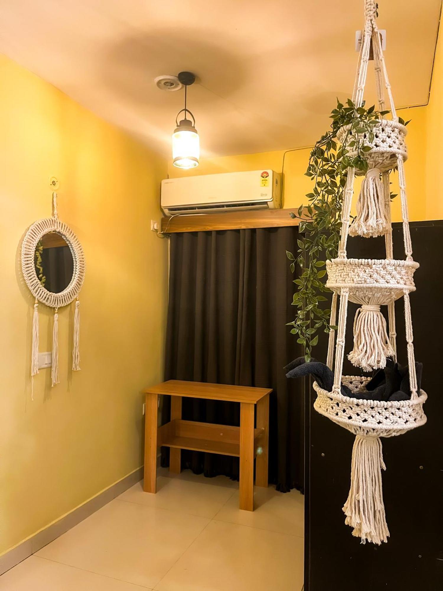 Atharva'S Homestay By Goaround Homes - Nehru Enclave Metro, South Delhi New Delhi Buitenkant foto