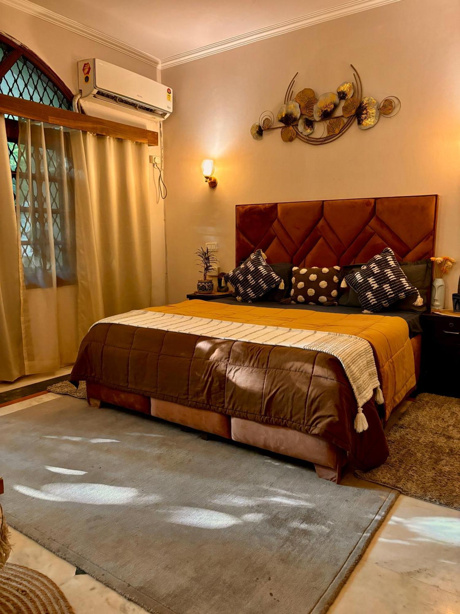Atharva'S Homestay By Goaround Homes - Nehru Enclave Metro, South Delhi New Delhi Buitenkant foto