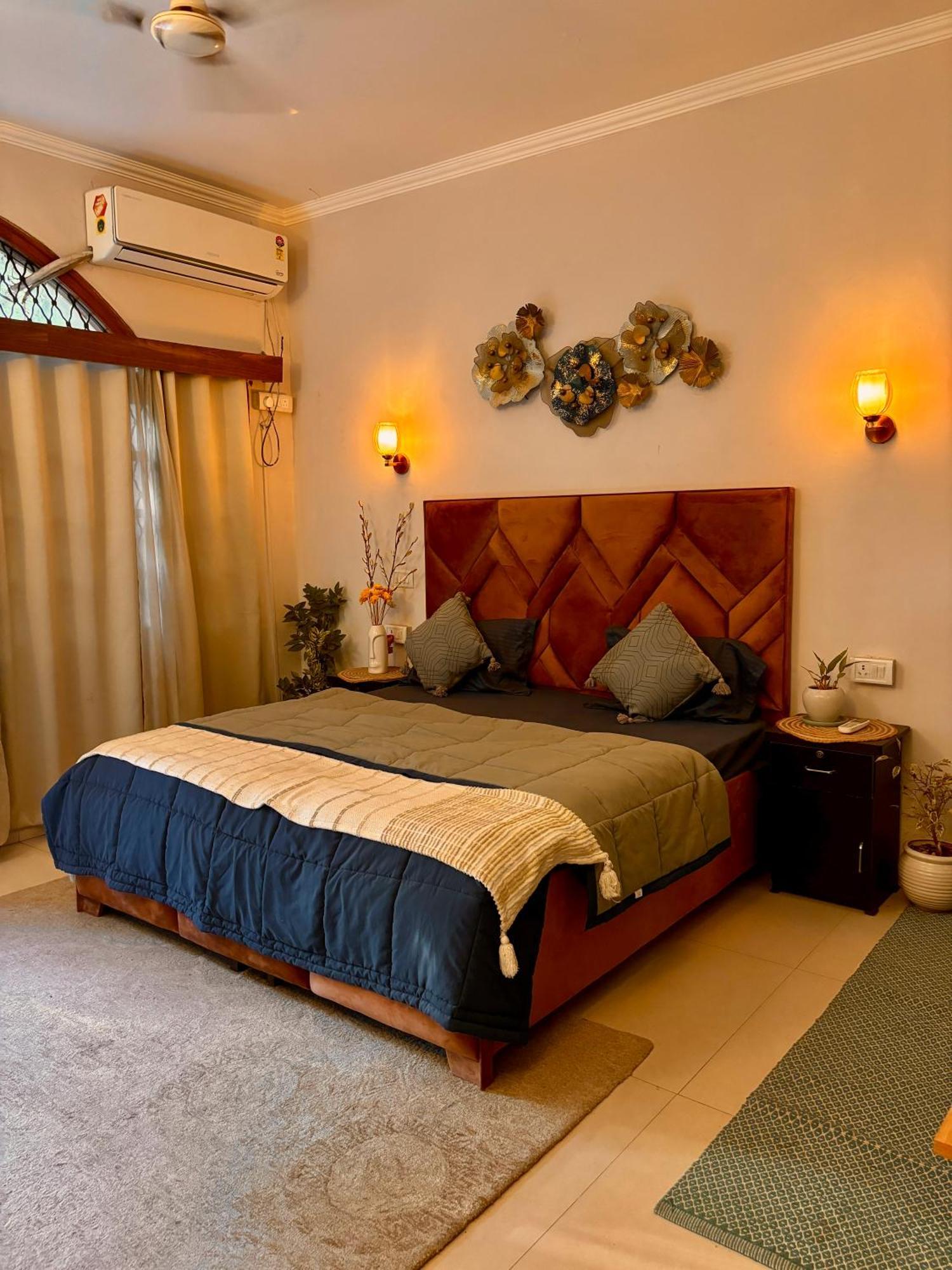 Atharva'S Homestay By Goaround Homes - Nehru Enclave Metro, South Delhi New Delhi Buitenkant foto