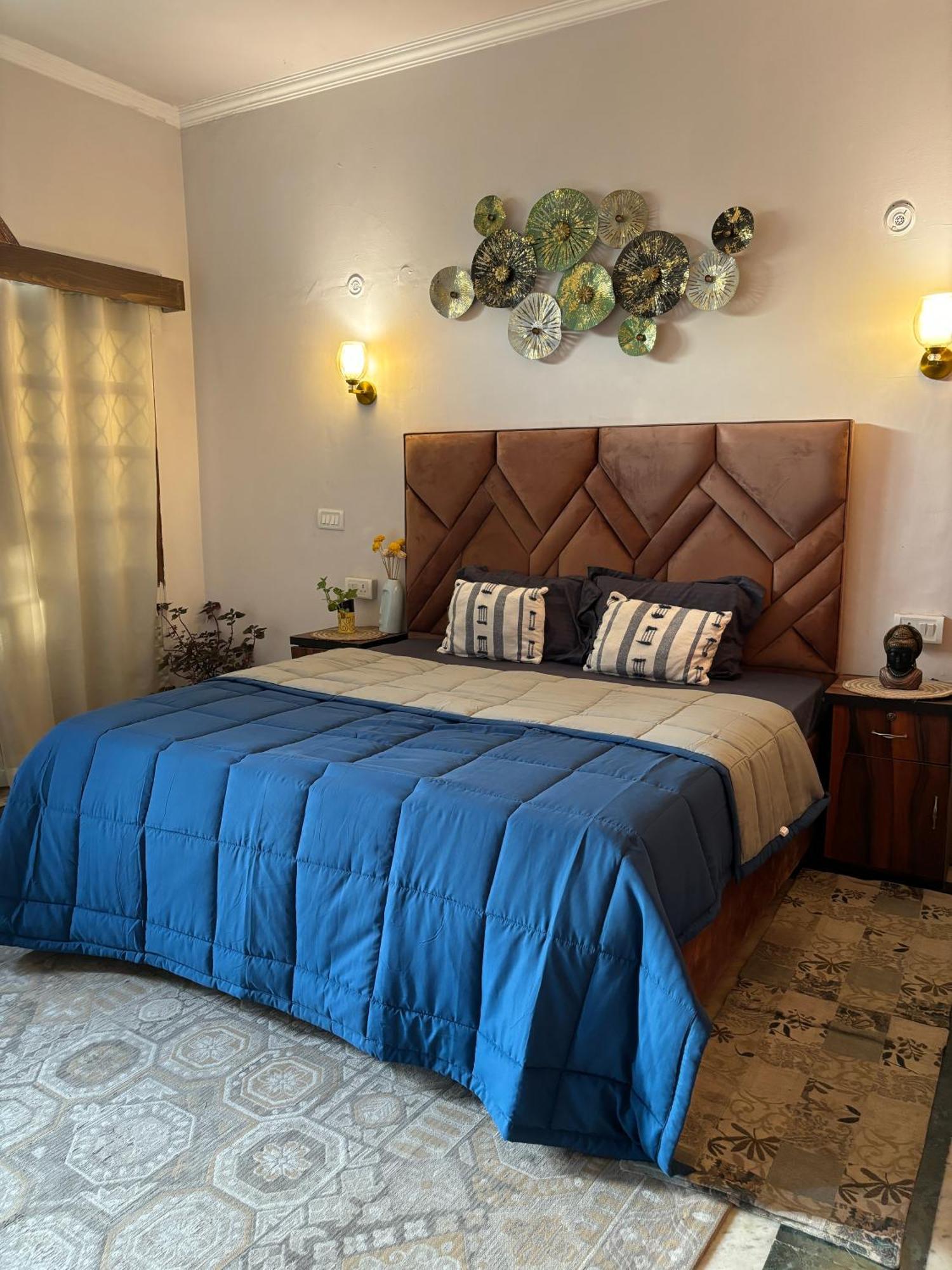 Atharva'S Homestay By Goaround Homes - Nehru Enclave Metro, South Delhi New Delhi Buitenkant foto